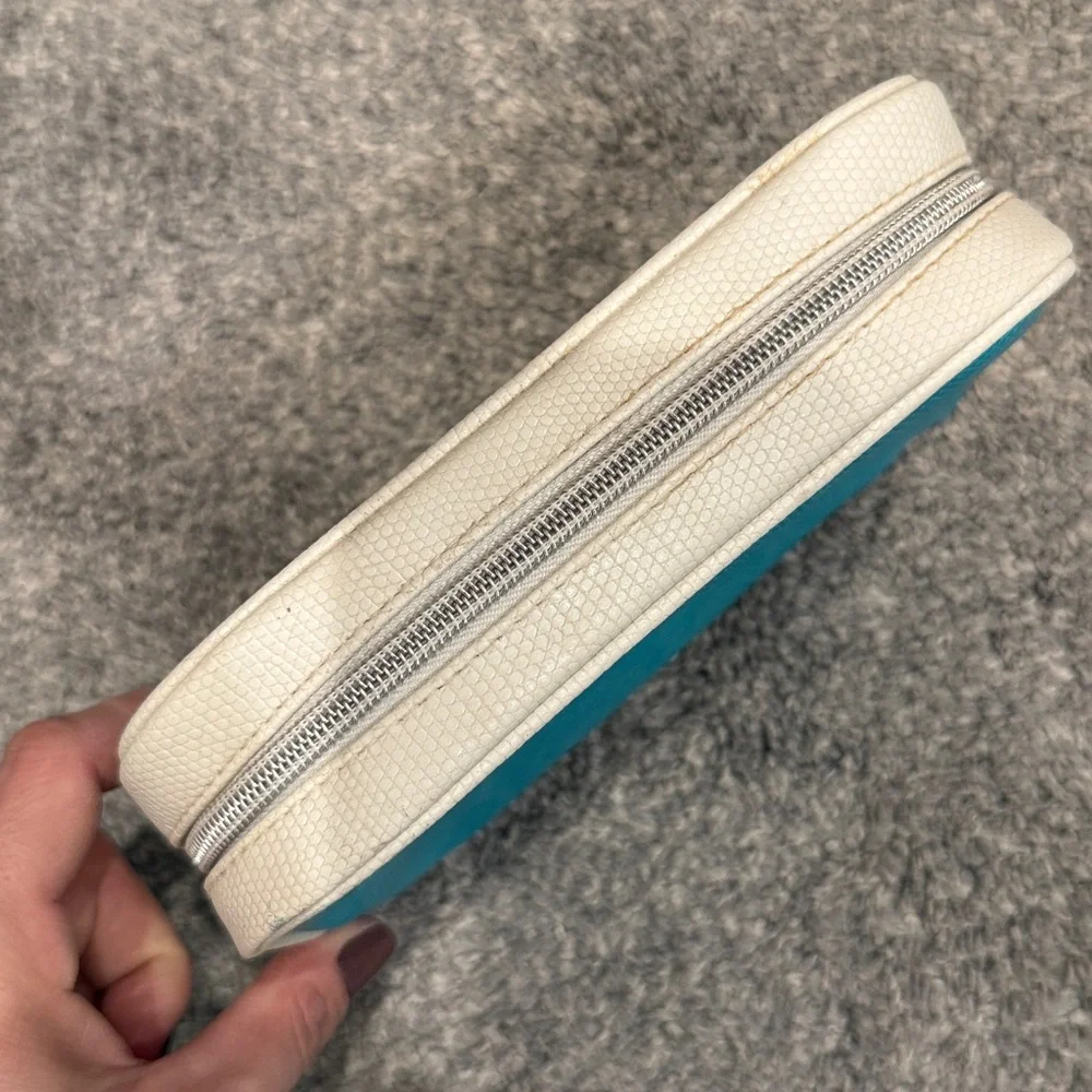 Moroccanoil | Turquoise Cosmetic Case